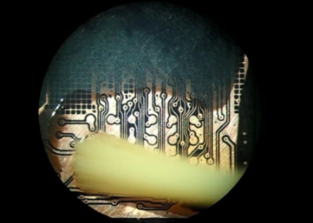 如何訪問NAND內(nèi)存芯片并從中讀取數(shù)據(jù)